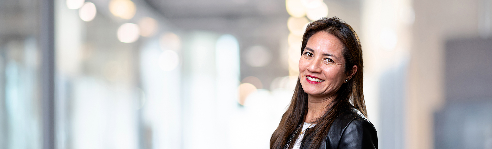 Picture of Expert : Elizabeth Adams